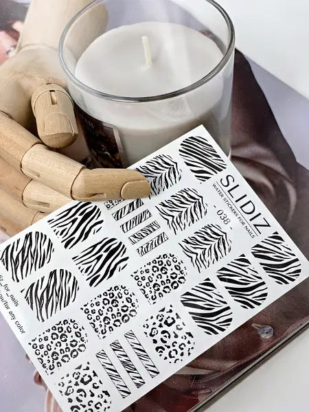 Slider design SLIDIZ water nail sticker on any background, animal print, animal print